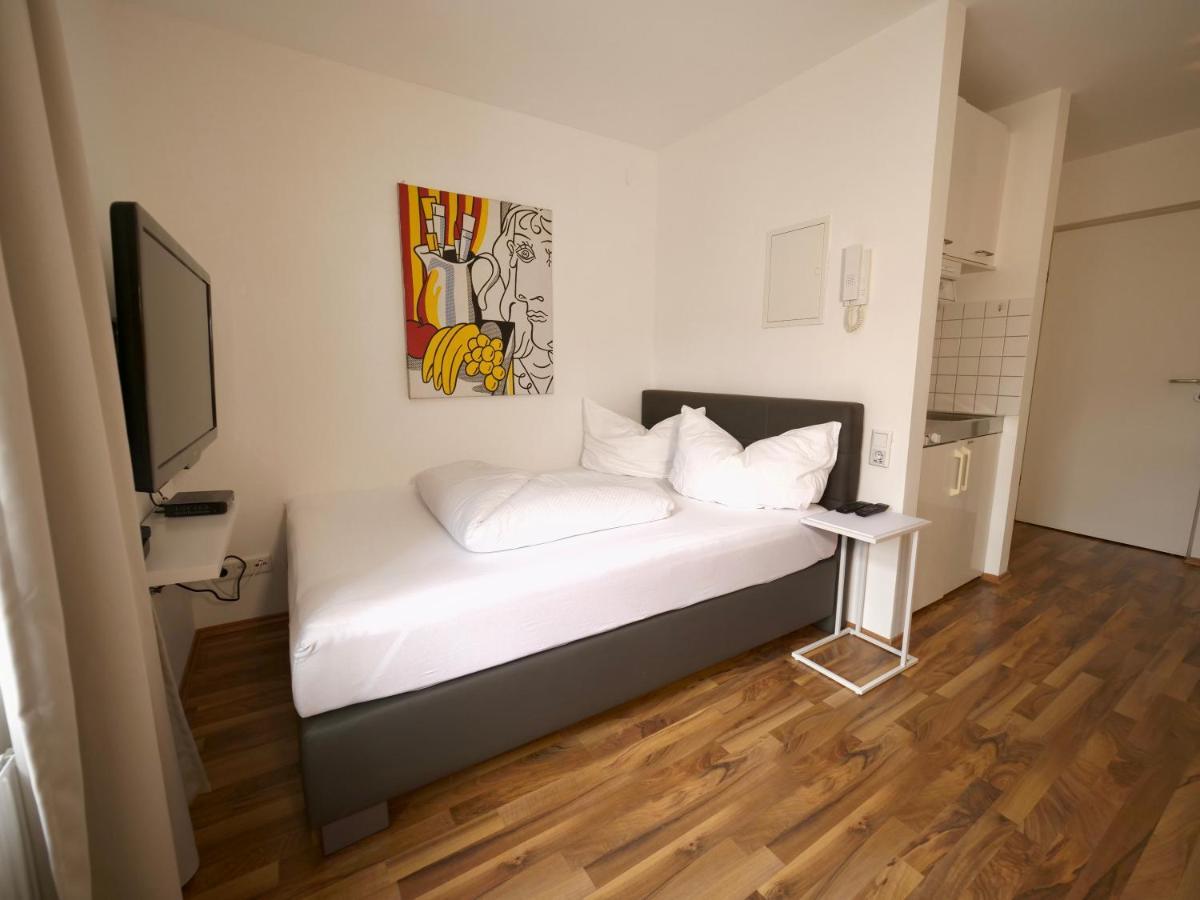 Astoria Apartments شرنز المظهر الخارجي الصورة
